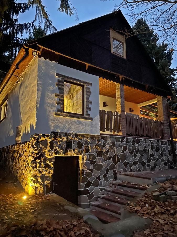 Cityside Cottage Eger Buitenkant foto